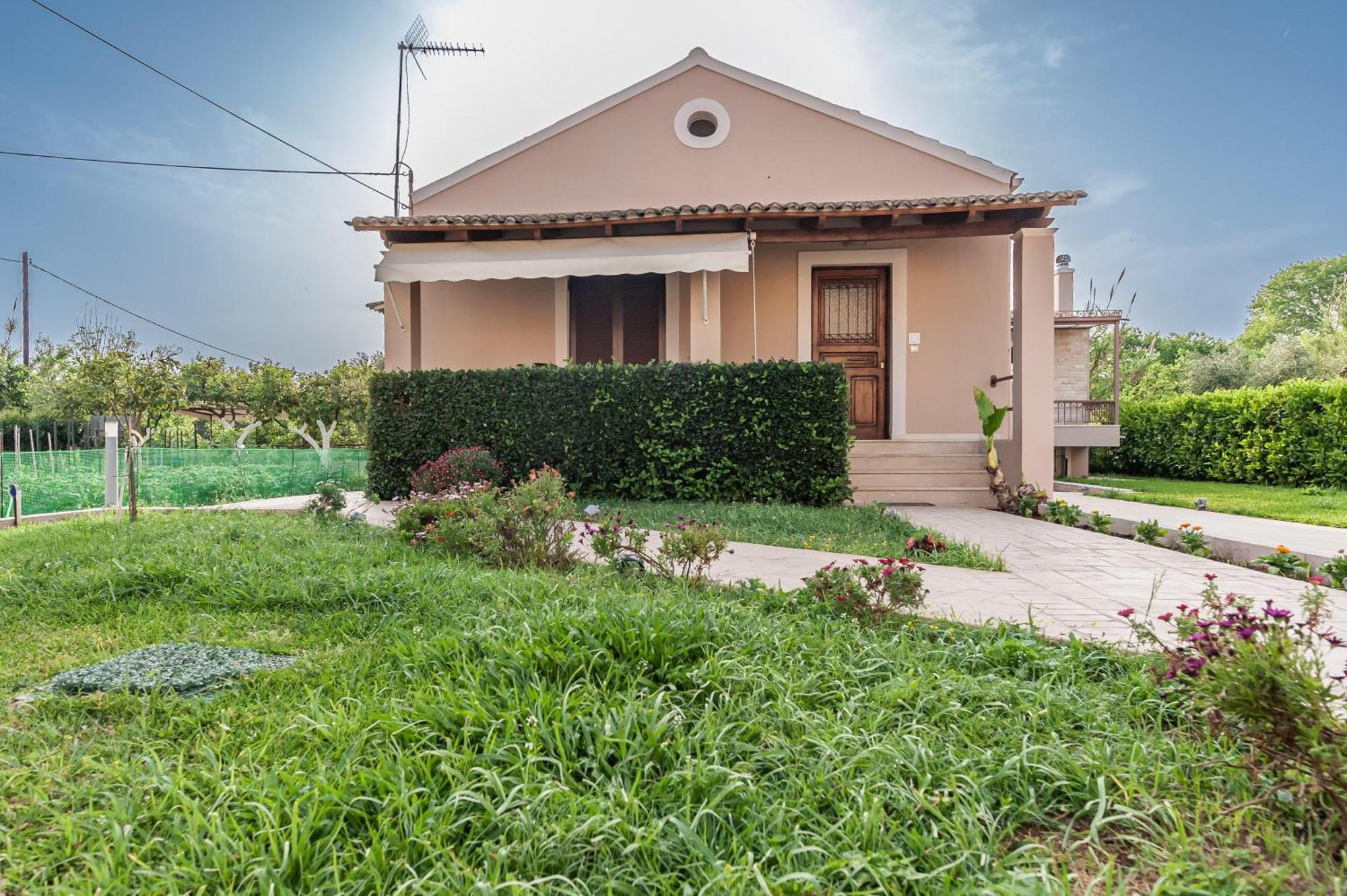 Small Garden By Studio Spyros Kanoni  Exterior foto